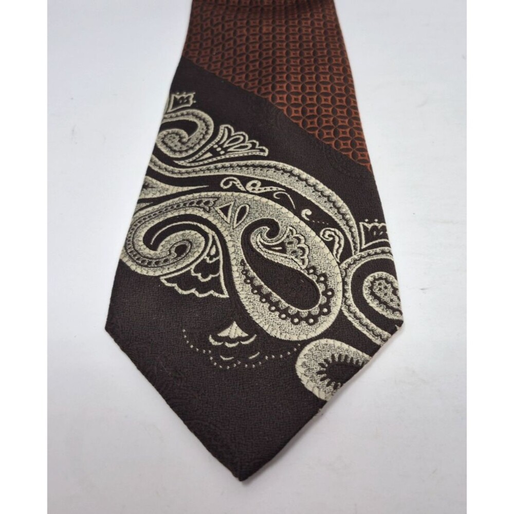 Beau Brummell Mr. Wonderful Vintage Brown Paisley Tie Mens 60s 70s Wide Necktie